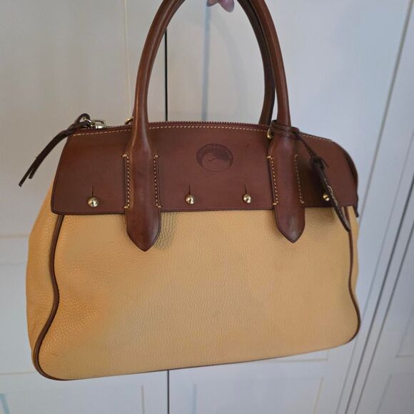 Vintage Dooney &amp; Bourke Wilson in yellow leather